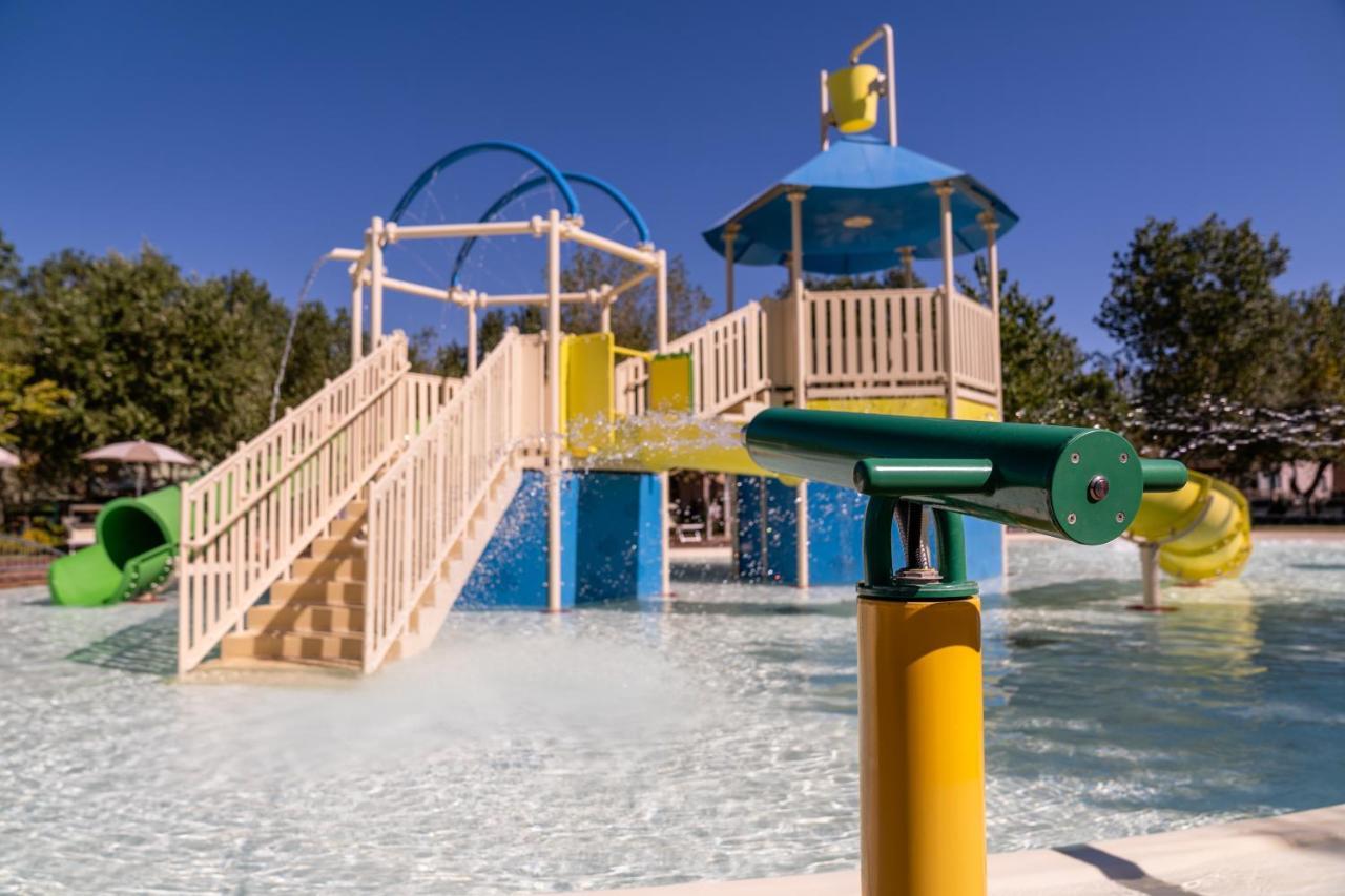 Club Del Sole Romagna Family Resort 리치오네 외부 사진